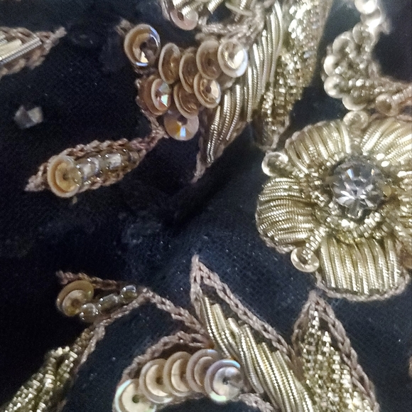 Pakistani/ Indian Black Party Dress-preowned (Medium) - Picture 5 of 12